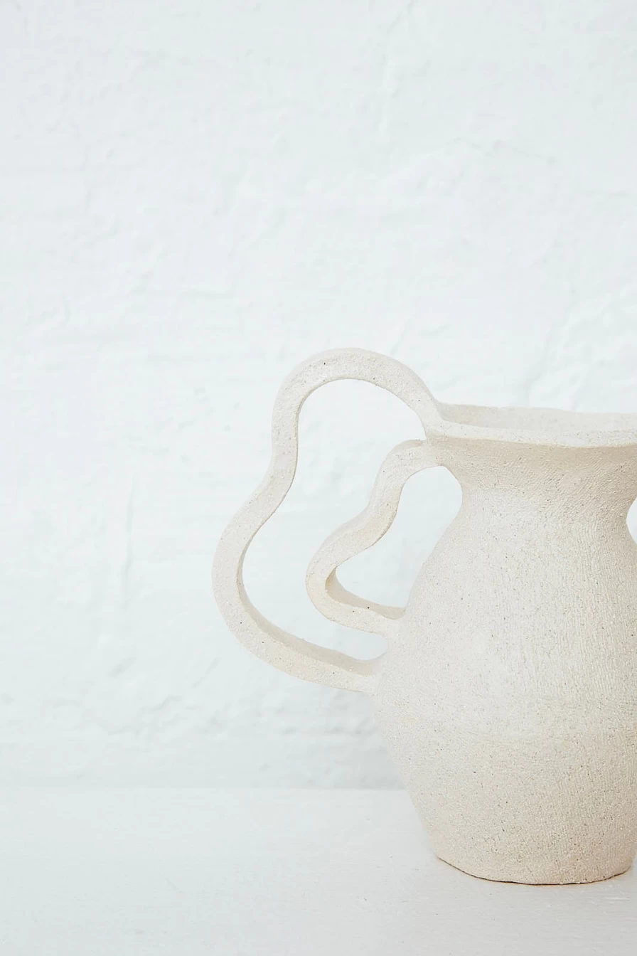 "Clandestine Amphora Vase - Handcrafted Ceramic Double Wave Design - Oroboro Store"